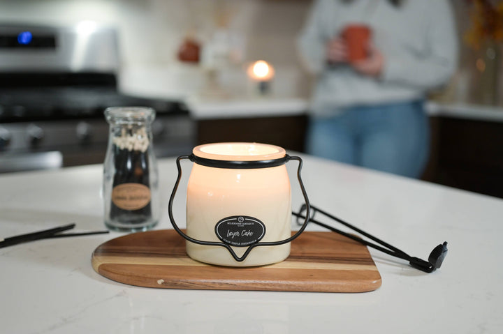 16 oz Butter Jar Candle: Layer Cake