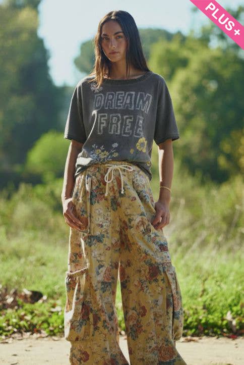 PT62115-PLUS DREAM FREE FLORAL GRAPHIC MINERAL WASH TOP