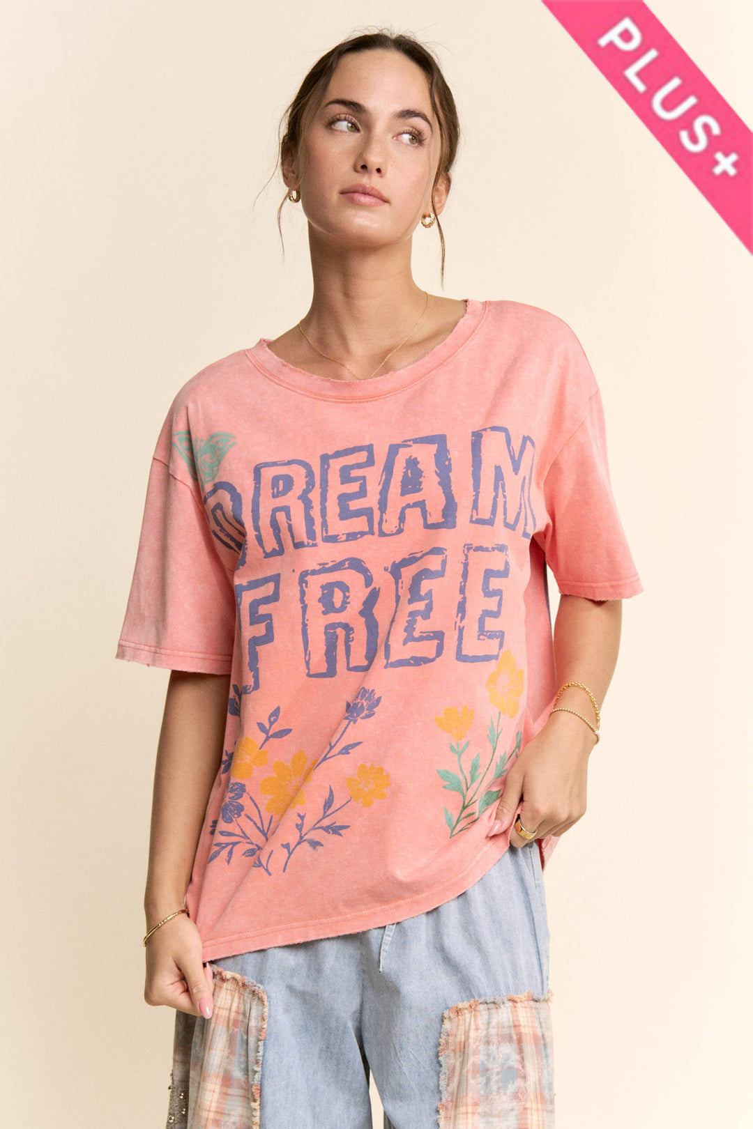 PT62115-PLUS DREAM FREE FLORAL GRAPHIC MINERAL WASH TOP